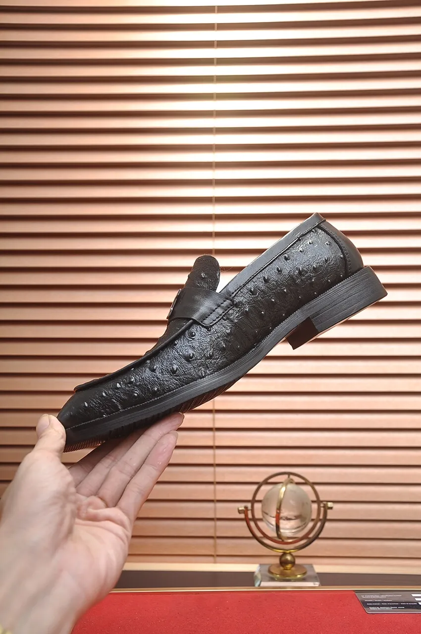Men's shoes💰440💶[HERMES] (sheepskin lining)🍀Italian top luxury🍀He does not pursue novel styles and gorgeous colors, but attracts the favor of successful men with his flawless, elegant and classic style! This very, very comfortable, simple and stable style makes it easy to match any style! The pattern is absolutely 1:1 refined from the original case, and we strive for excellence in materials, imported cowhide + cowhide lining💪💪💪extraordinary texture👍! .Black brown code number: 38 to 45 (45 customized)